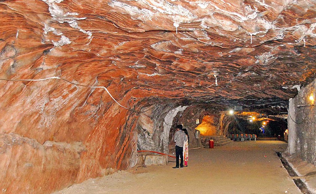 Khewra-Salt-Mine-1024.jpg