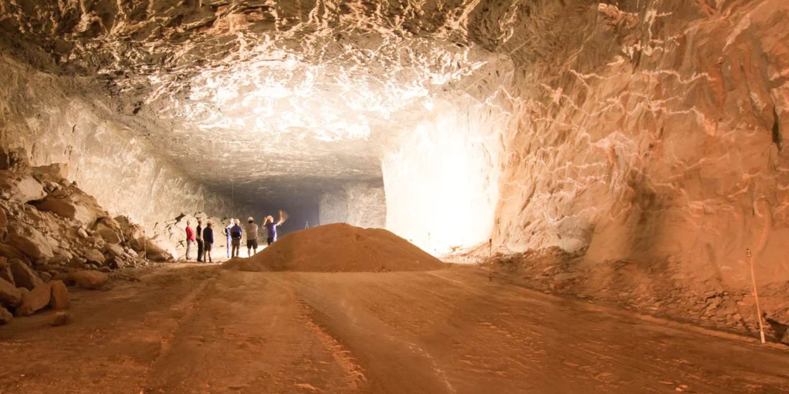 khewra-salt-mining.jpg