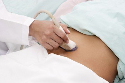 Postup lékařů při potratu