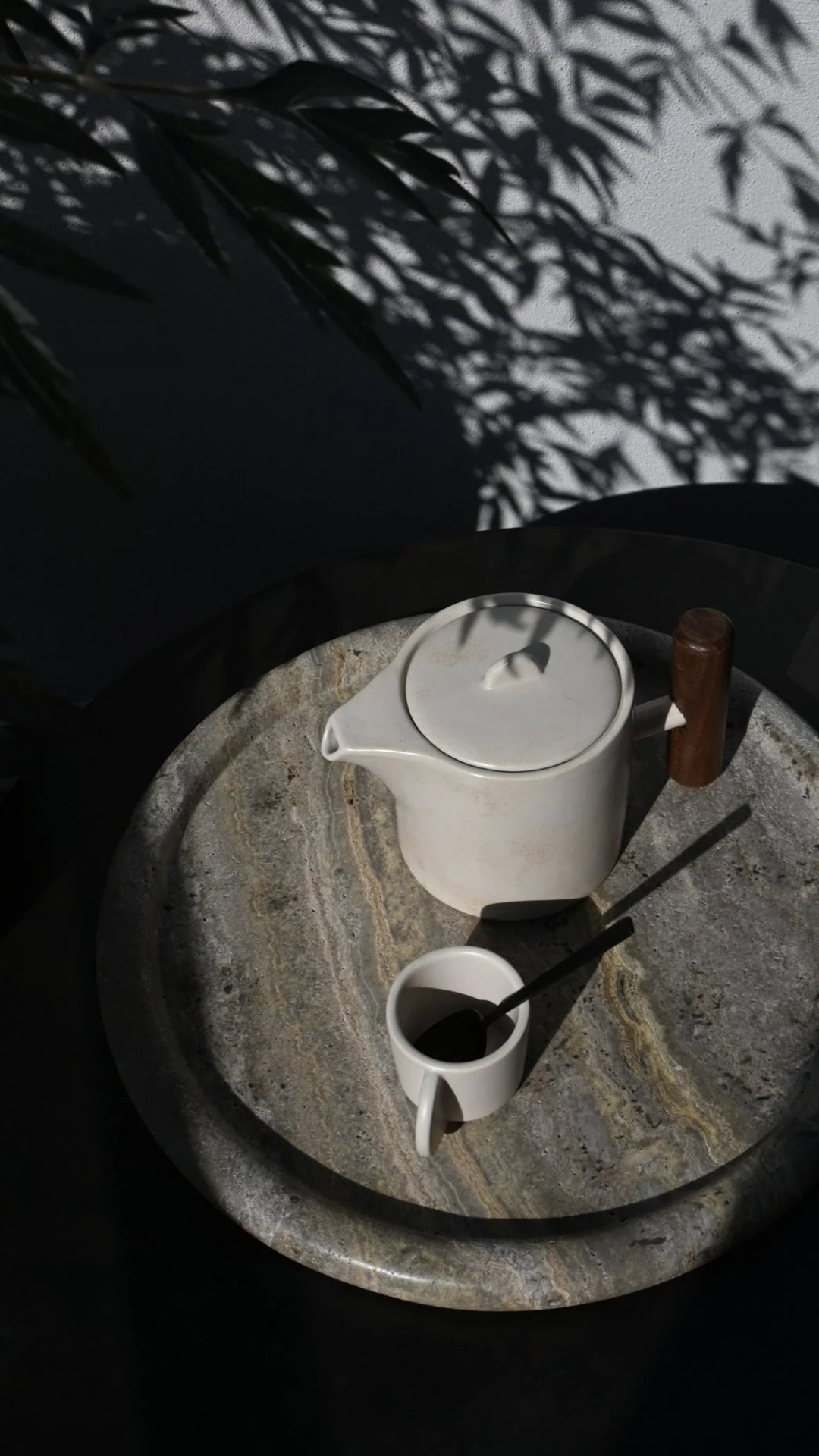 Native tea pot